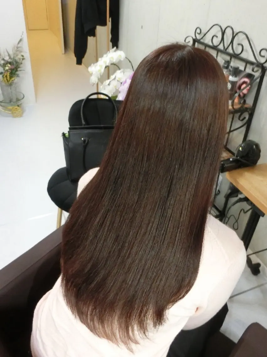 カラー ロング ma cherie naoのヘアスタイル