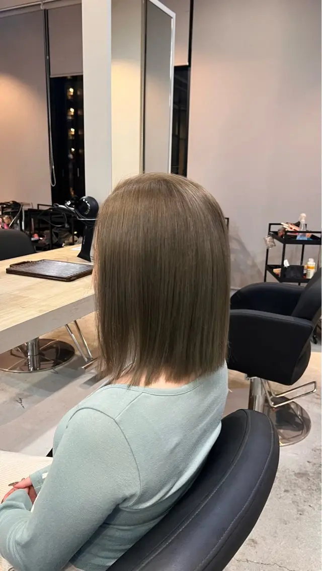 ショート ヘアカラー ⚜️野村 星斗⚜️/ ハイトーンカラーのヘアスタイル