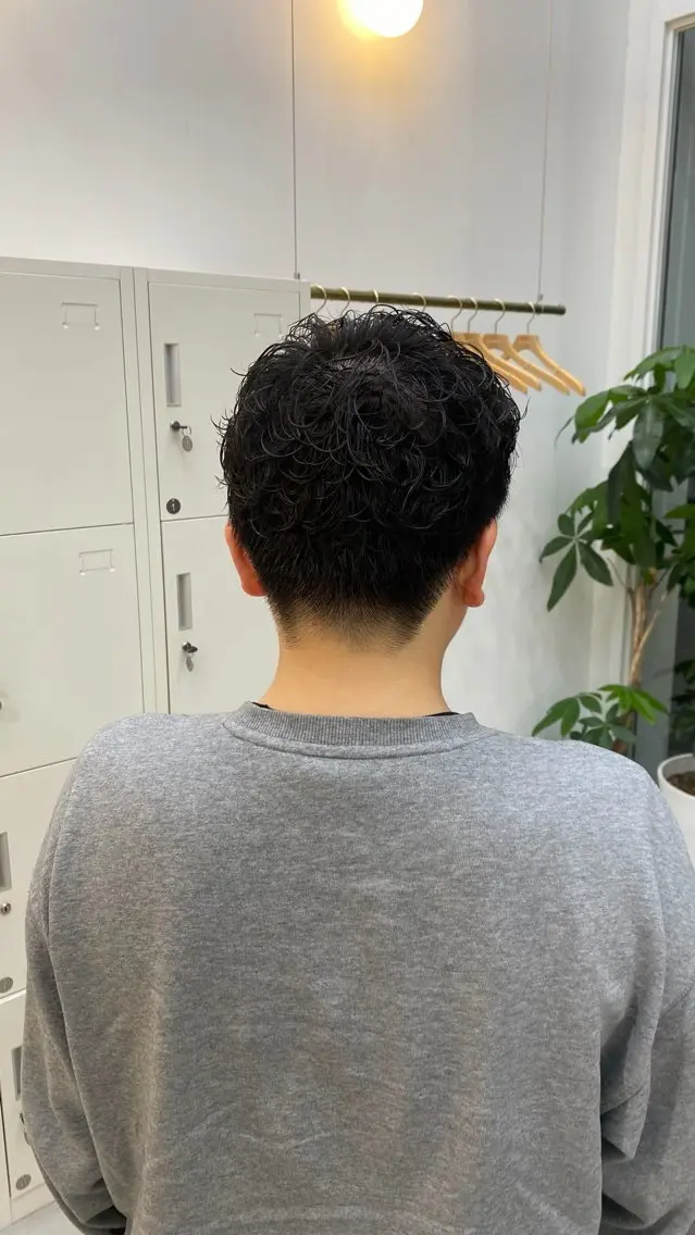 パーマ 黒木 心温のヘアスタイル