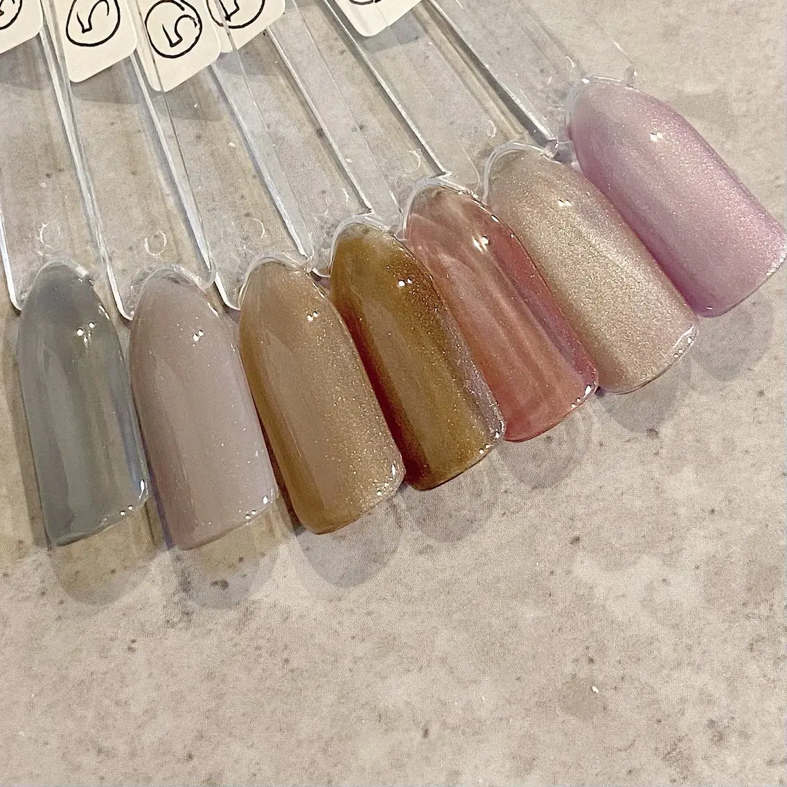 ネイル マグネットネイル 💅fleur Ayumiのネイルデザイン