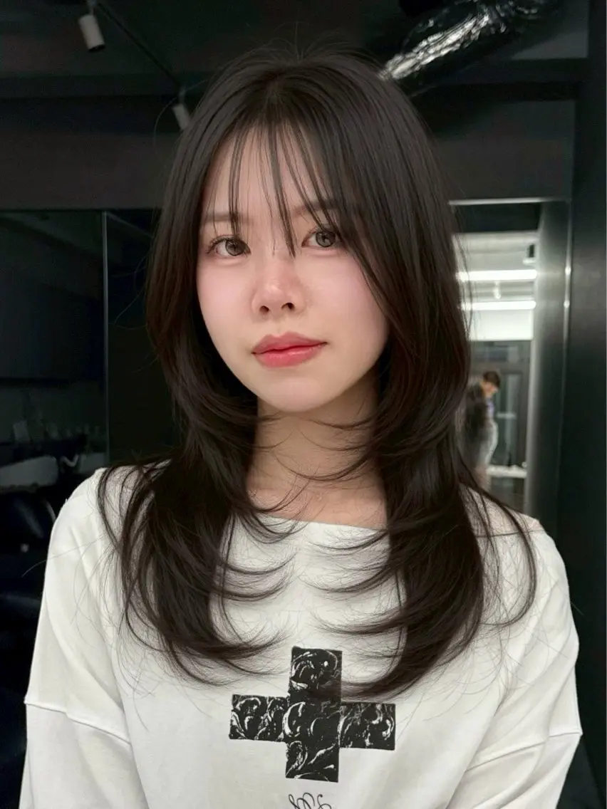 ロング ‎🤍髪質改善‎🤍 レイヤーカット‎🤍のヘアスタイル