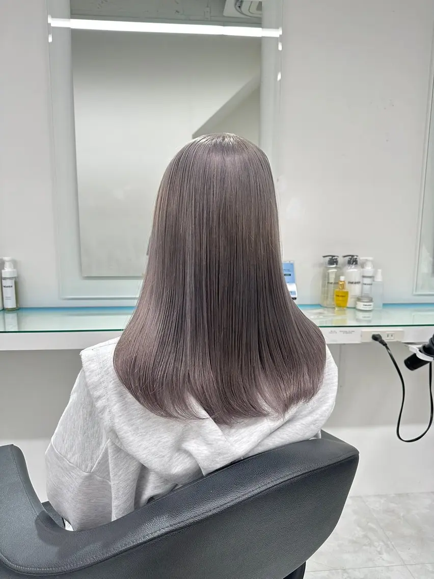 ロング カラー カット ヘアカラー トリートメント ヘッドスパ ヘアセット ❄最強かわいいカラー ❄️MINA❄️のヘアスタイル
