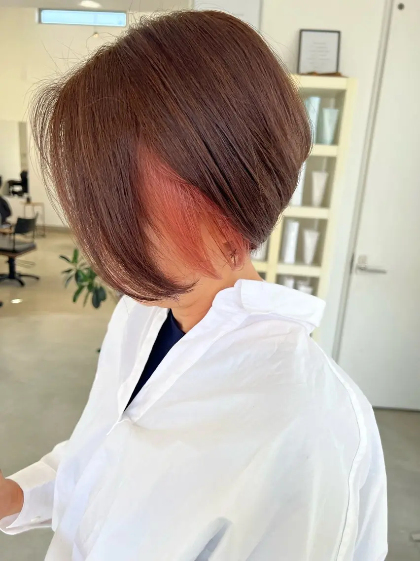 ショート カラー 堀越 美羽のヘアスタイル