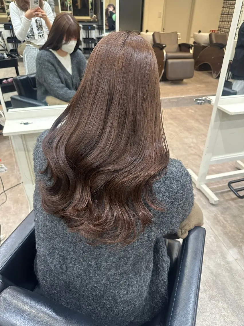 ロング カラー カット ヘアカラー トリートメント 淡い暖色カラー🩰 girly ♡ ノアのヘアスタイル