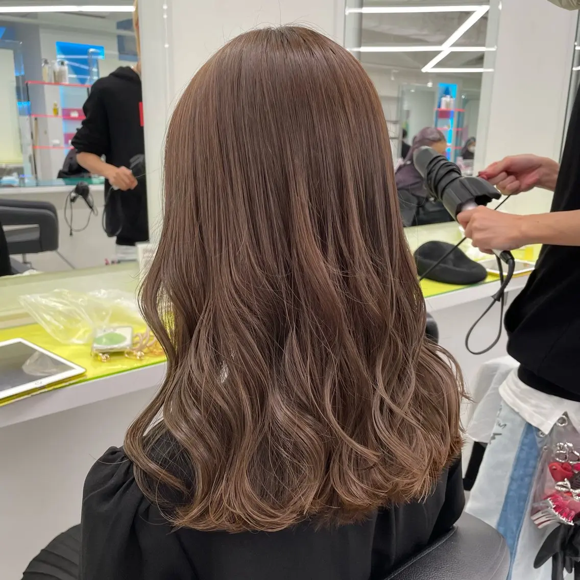 ミディアム ブラウンベージュ🤎 ブリーチなし🤎のヘアスタイル