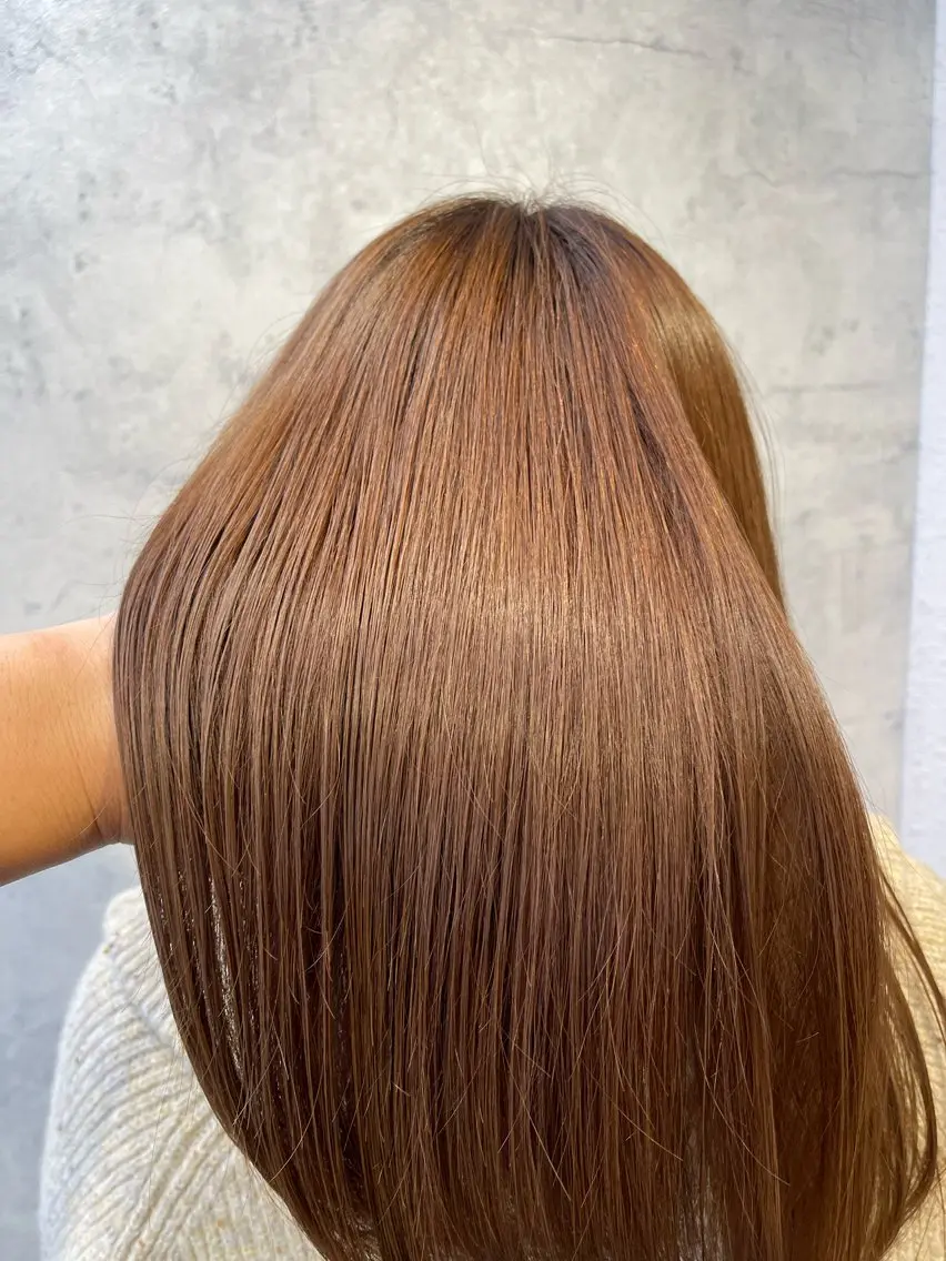 ロング カット ヘアカラー トリートメント 大人女性の艶カラー tomoのヘアスタイル