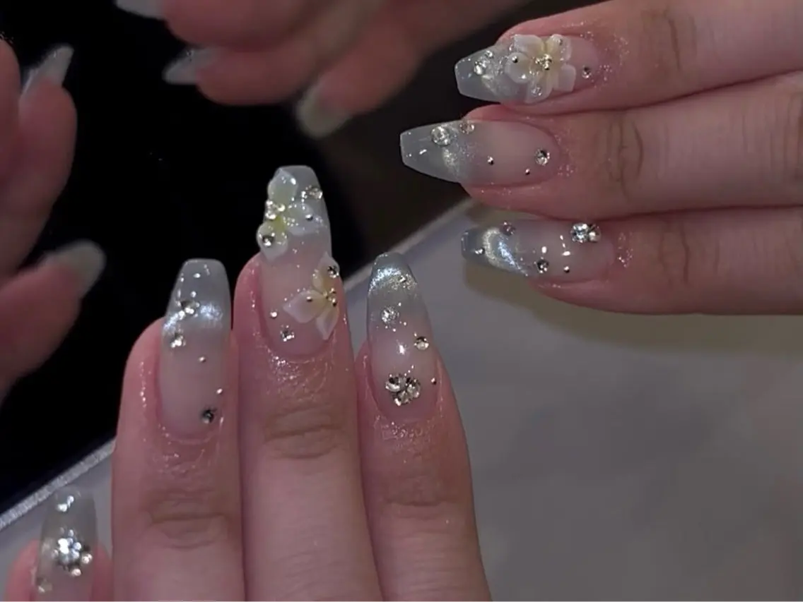 ネイル ガーリー ハート 韓国ネイル ニュアンスネイル リボン ハンドネイル Sora nail 長さ出し専門店のネイルデザイン