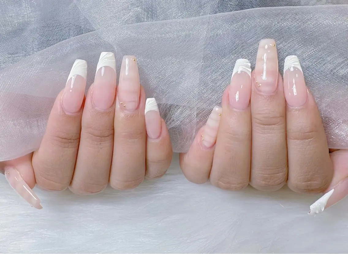 ネイル チークネイル 韓国ネイル マグネットネイル オフィスネイル リボン SHE. Nail Otsukaのネイルデザイン