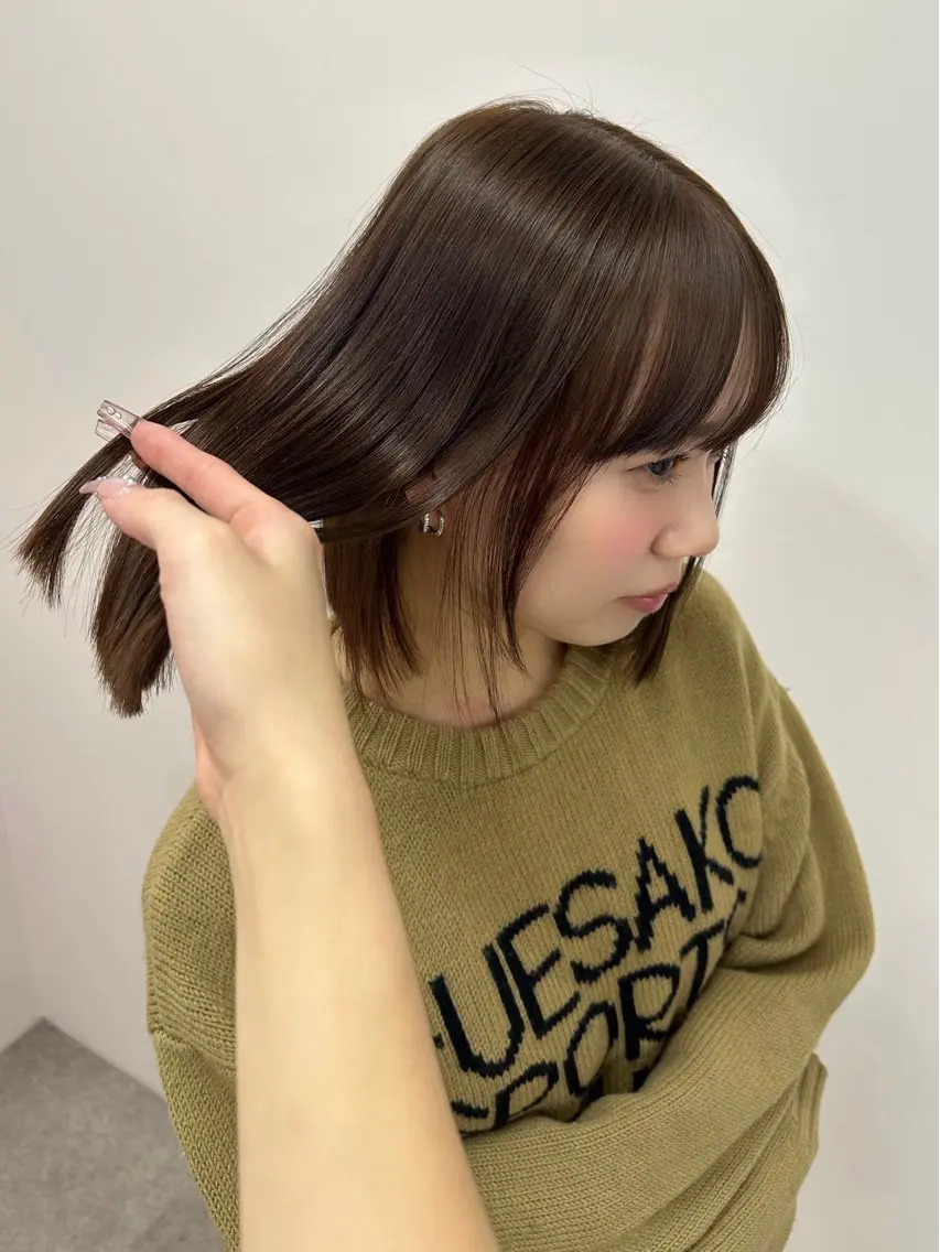 ショート カラー ブリーチ ダブルカラー グレージュ ブリーチなしカラー オリーブグレージュ ヘアカラー トリートメント レイヤーカット カラー/MAHIROのヘアスタイル