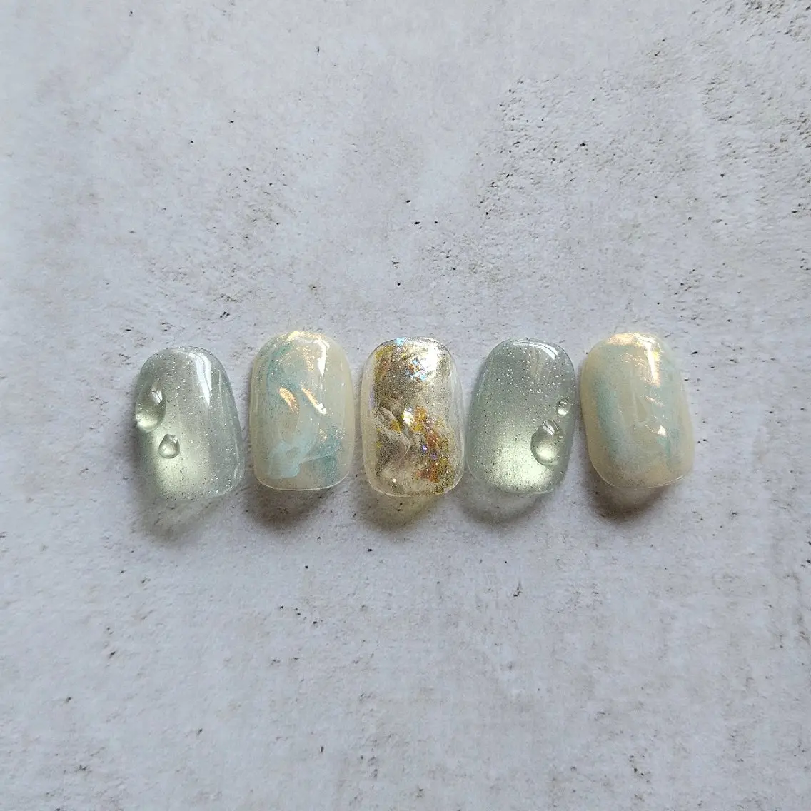 ネイル マグネットネイル 春ネイル ハンドネイル Nailsalon manoのネイルデザイン