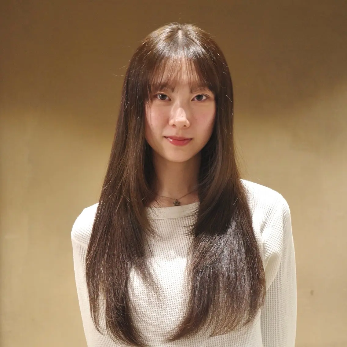 1名限定で無料‼️【縮毛リタッチ】頭全体の根本のみストレートパーマor髪質改善✨の写真