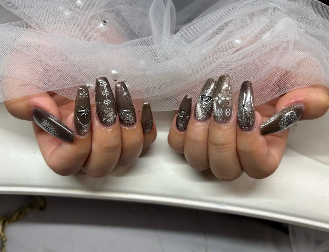 ネイル マグネットネイル 門真市ネイルサロン♡ KUMI.HANAのネイルデザイン