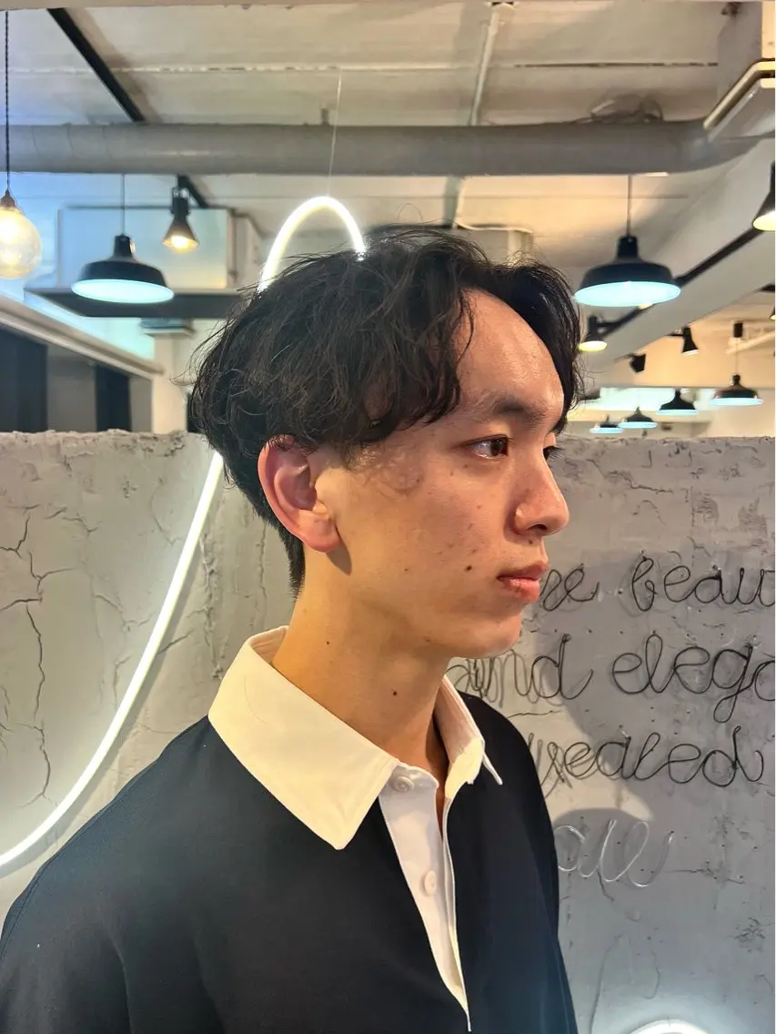 パーマ メンズ センターパート メンズパーマ カット パーマ いぐちしょうた🫧 VISAGEbaskのヘアスタイル