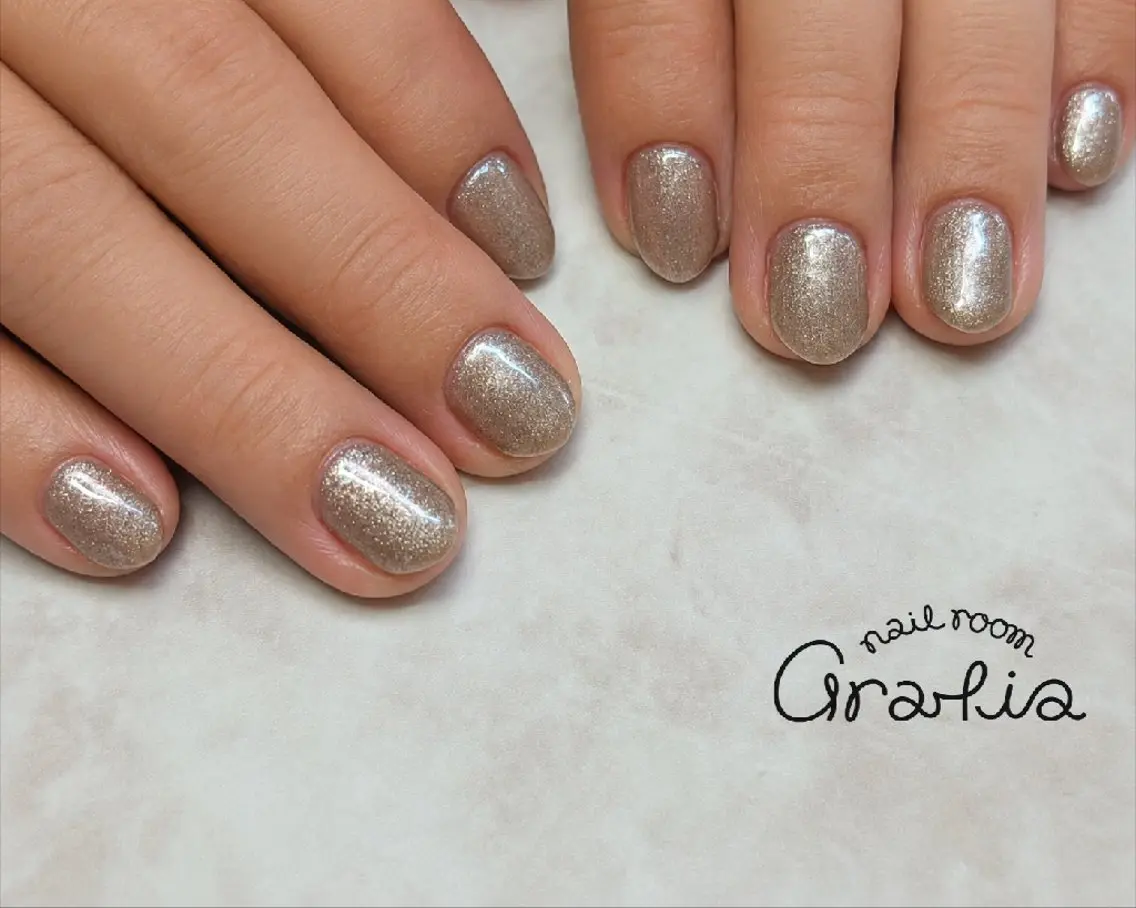 ネイル ジェルネイル nail room gratia のネイルデザイン