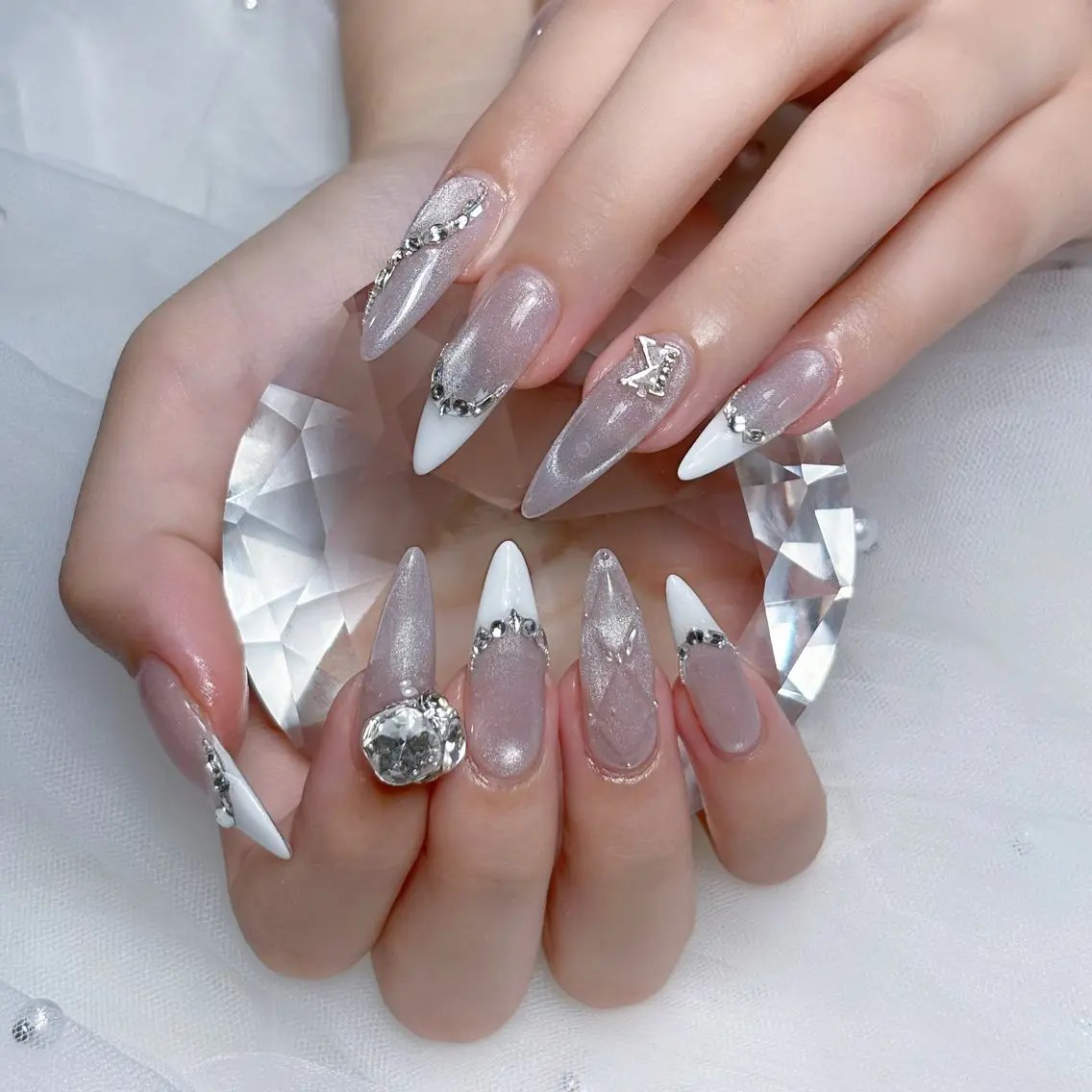 ネイル フレンチネイル ジェルネイル 韓国ネイル マグネットネイル ニュアンスネイル ハンドネイル Sully Nail Labのネイルデザイン