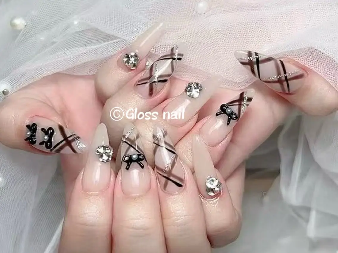 ネイル ハンドネイル Meri💅ジェル& チップ長さだし専門のネイルデザイン