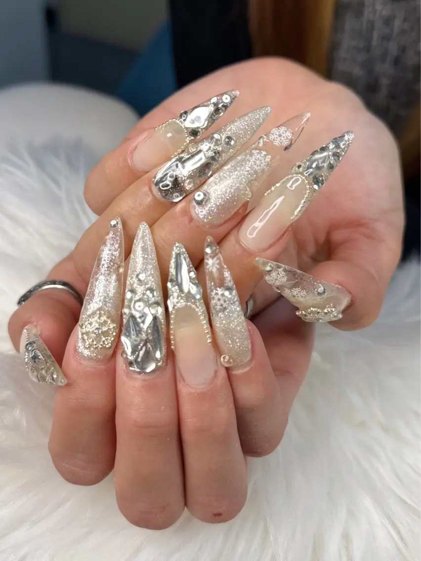 ネイル アートネイル オーロラネイル チークネイル 長さ出し フットネイル ハンドネイル Happy Nailのネイルデザイン