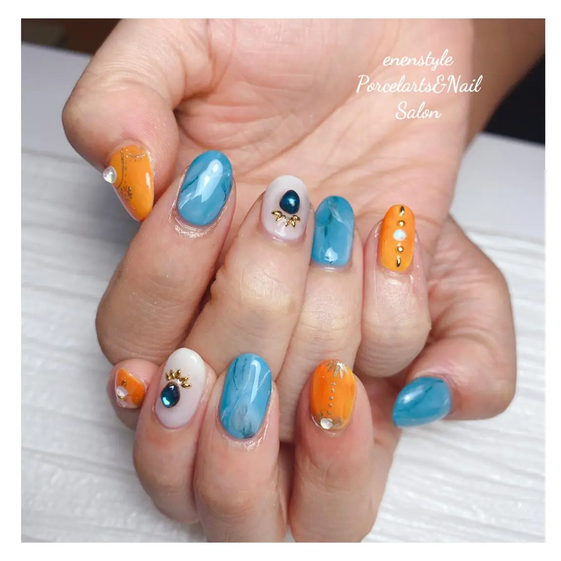 ミディアム ネイル 🐾enen style 🐾のネイルデザイン
