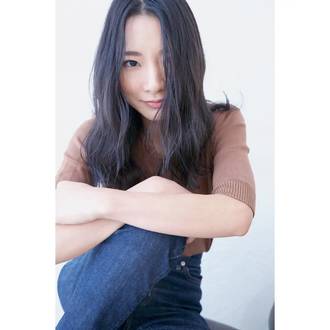 セミロング カラー ブルーカラー ブルージュ fio マナミのヘアスタイル