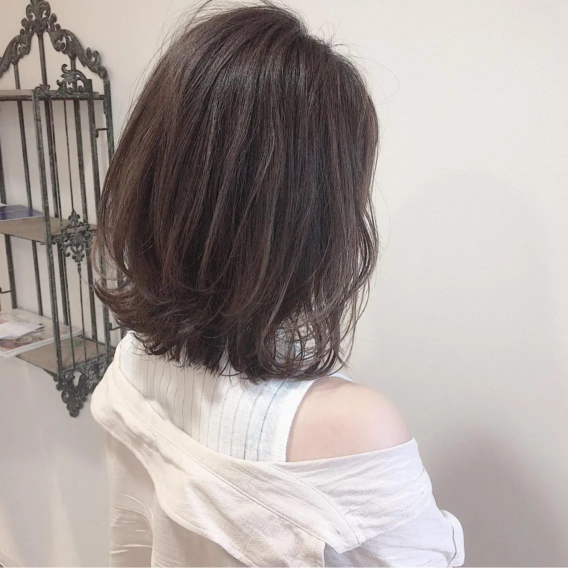 ミディアム カラー ヘアアレンジ ベージュカラー ハイライトカラー ハイライト 小顔カット カット ヘアカラー トリートメント ツヤ髪になりたい方へ 🩷柴田知亜希のヘアスタイル