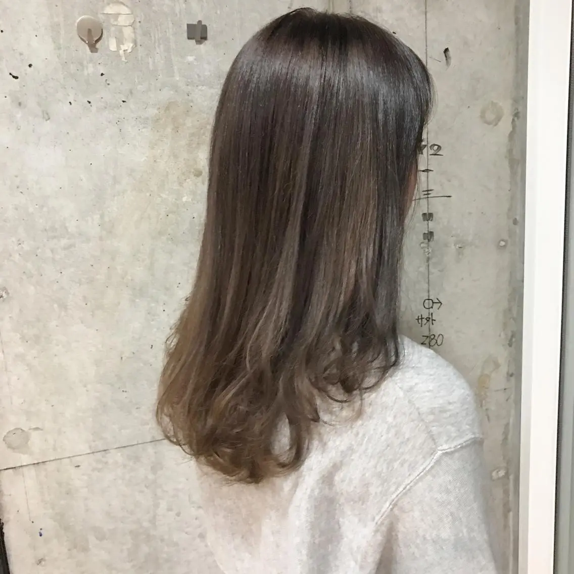 ロング カラー 開發 智也のヘアスタイル