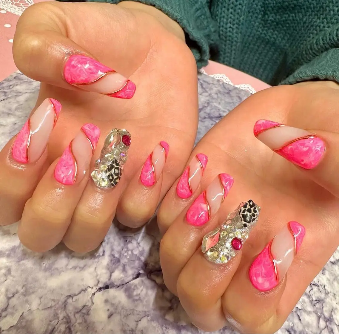 ❤️スカルプ❤️ ご新規様は500円OFF✨✨デザイン両手合わせて8️⃣本★オフ無しケア込みの写真