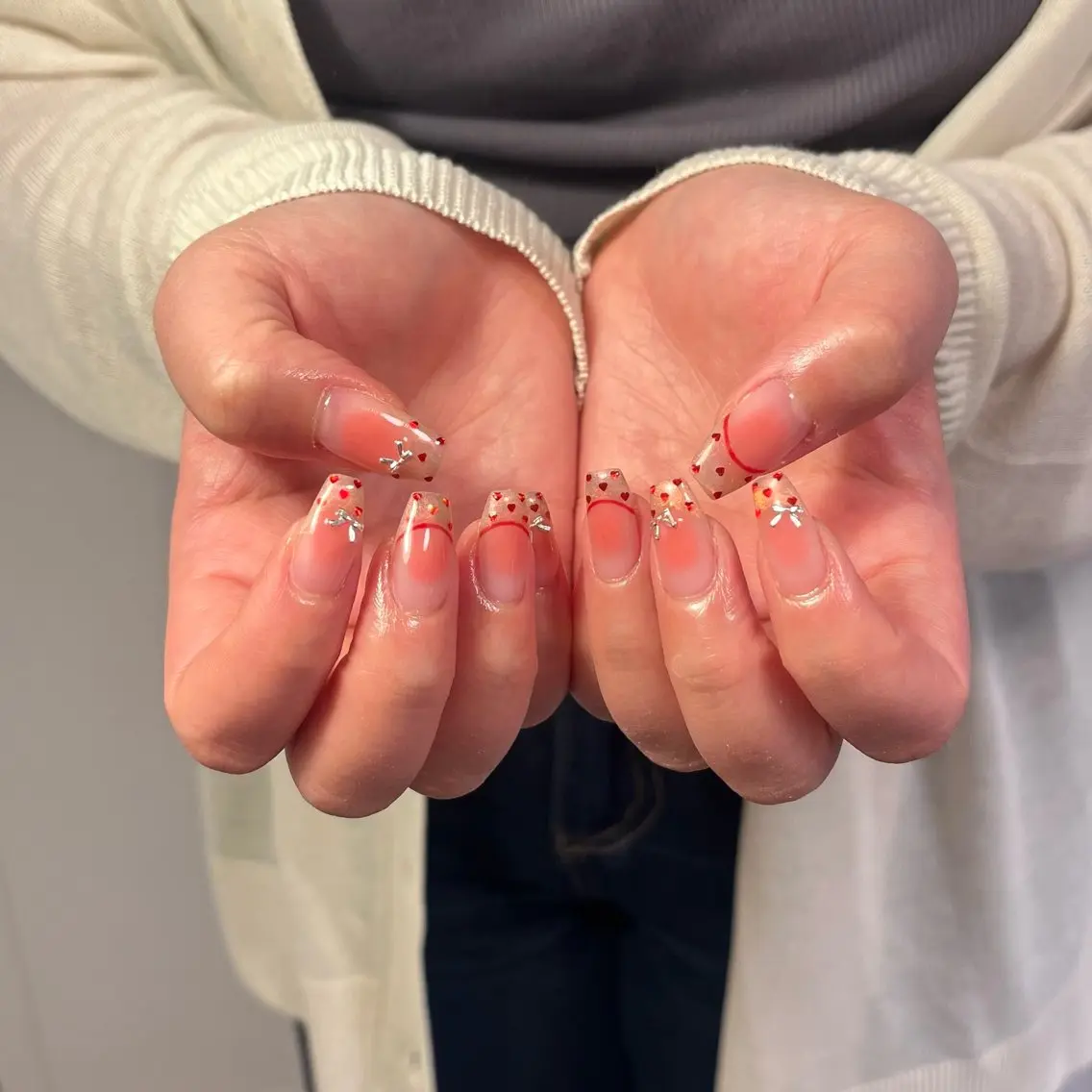 ネイル ハンドネイル フットネイル neroria nailのネイルデザイン