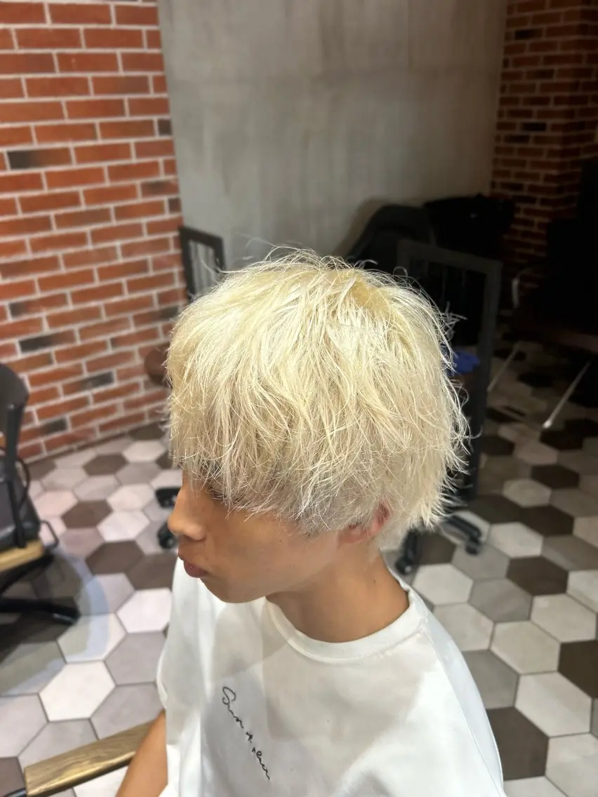 カラー メンズ ブロンド ホワイトブロンド ヘアカラー 🌈ハイトーン🌈/ 梅田/堀江輝起のヘアスタイル