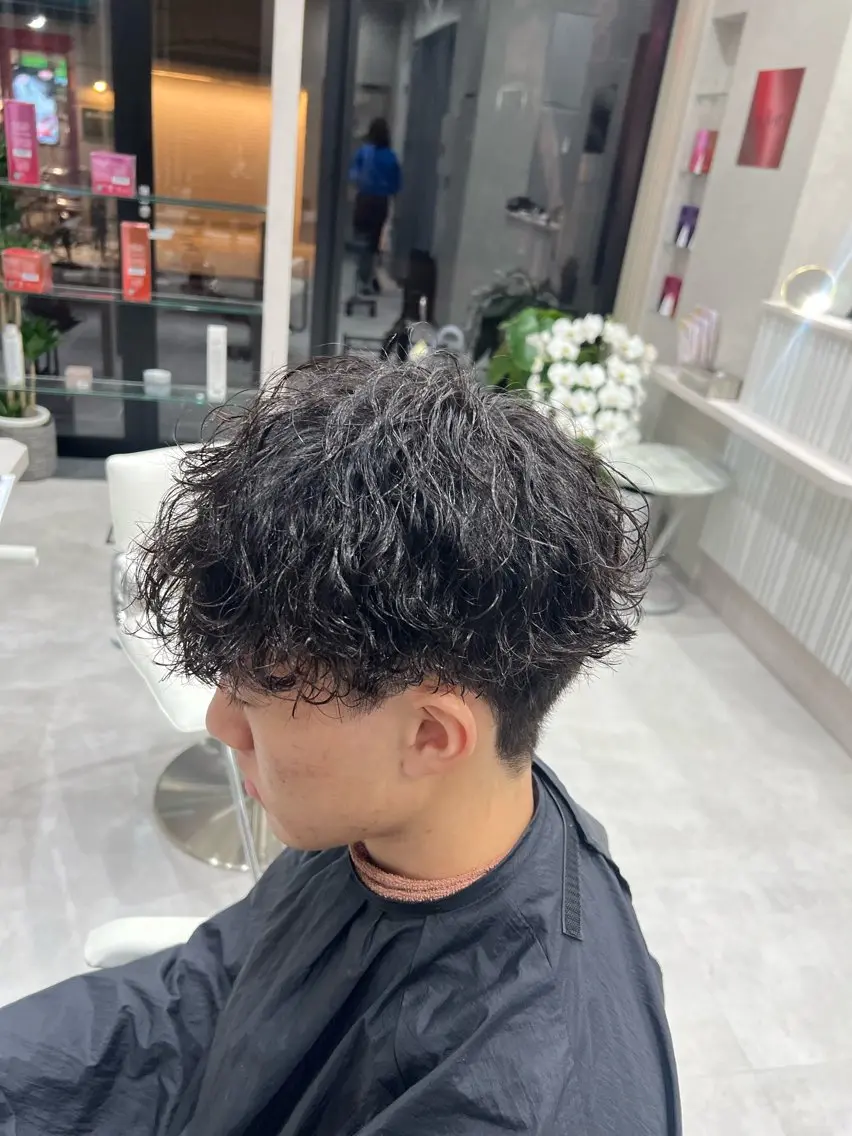 パーマ メンズ メンズパーマ 波巻きパーマ スパイラルパーマ カット パーマ SENA 再現性 パーマと縮毛矯正のヘアスタイル