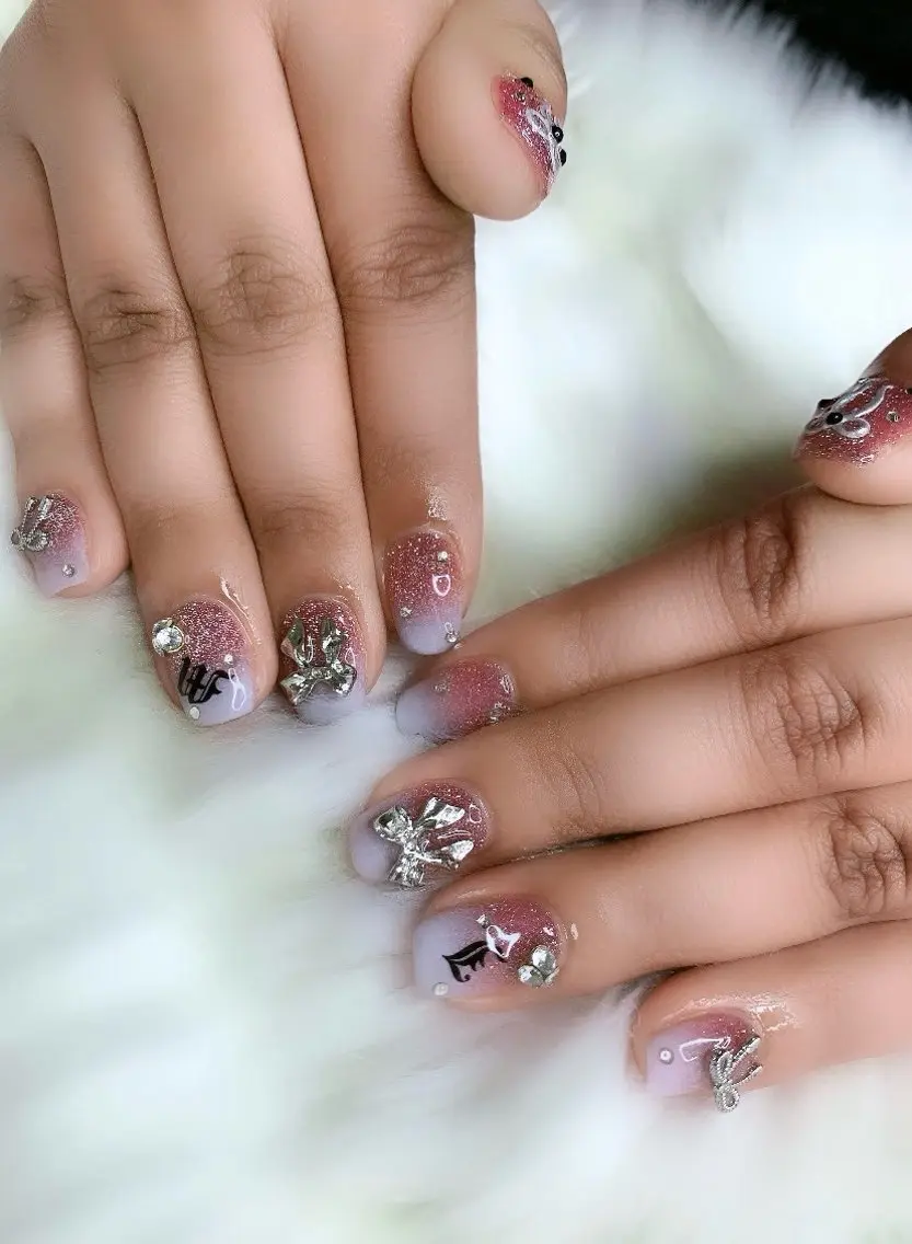 ネイル ハンドネイル nail room LUNA⋆౨ৎ˚⟡のネイルデザイン