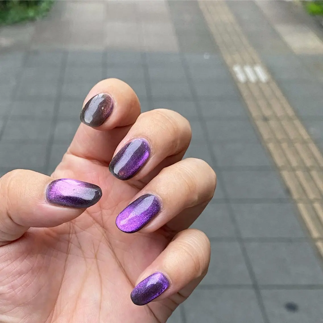 ネイル アートネイル 氷ネイル・うるうるネイル キラキラネイル 韓国ネイル マグネットネイル 🩵 mei🩵のネイルデザイン