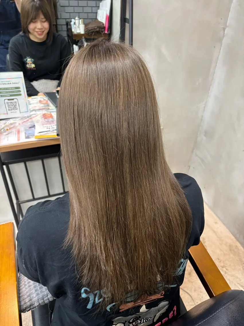 リタッチダブルカラー(ブリーチ込み)+トリートメントの写真