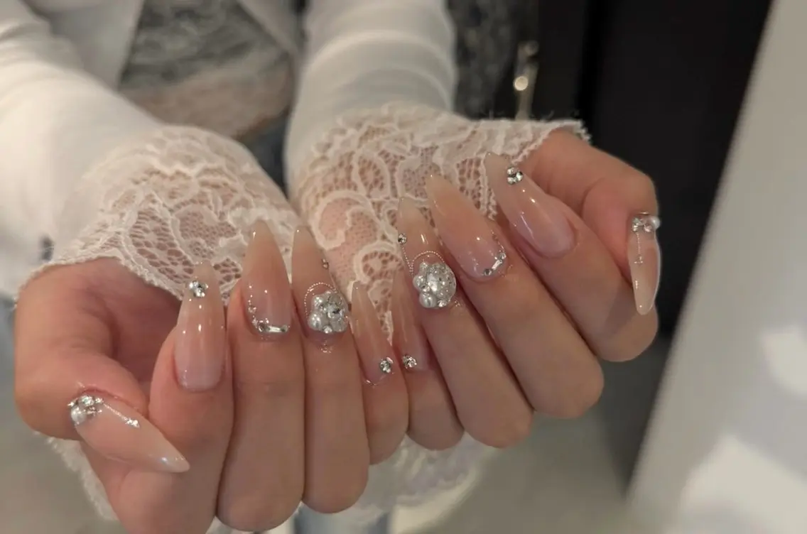 ネイル EMANON nailistのネイルデザイン
