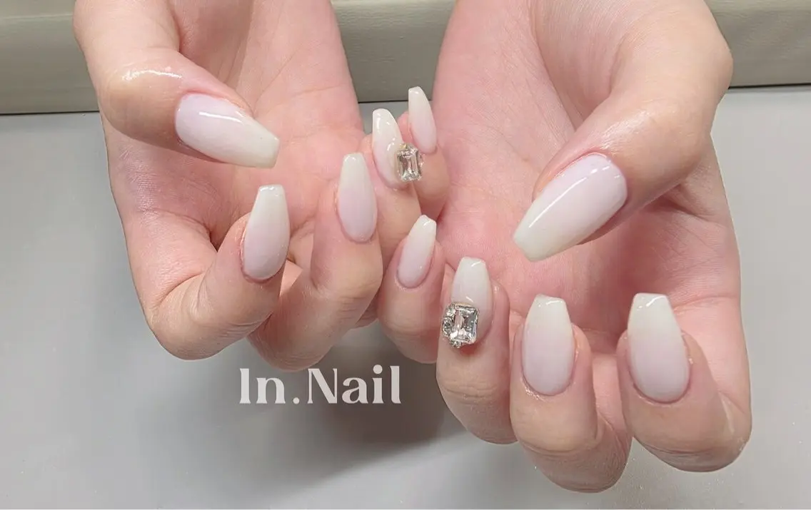 ネイル ハンドネイル in.nail-- 🐈‍⬛riのネイルデザイン