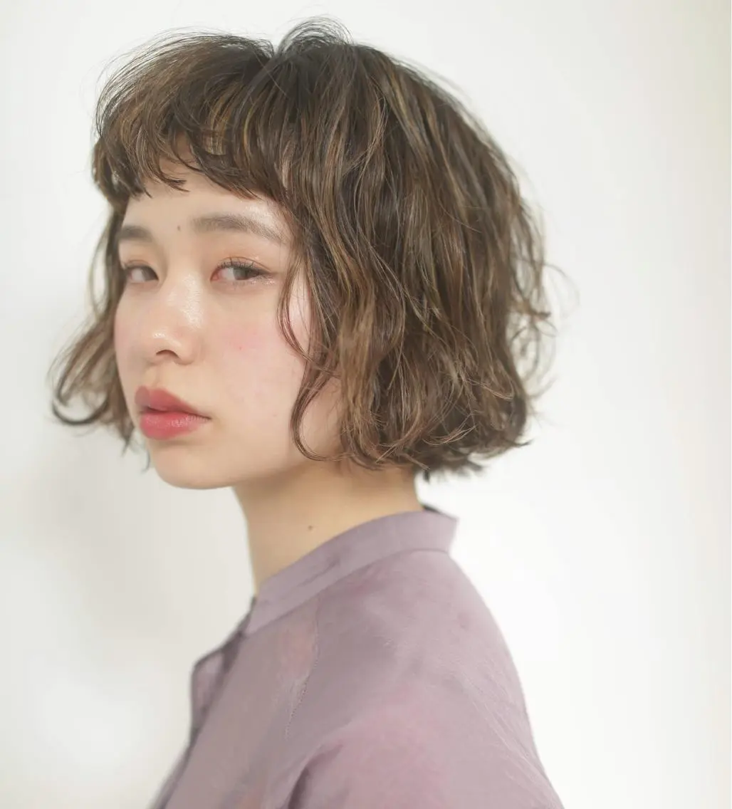 ミディアム 反橋 聖のヘアスタイル
