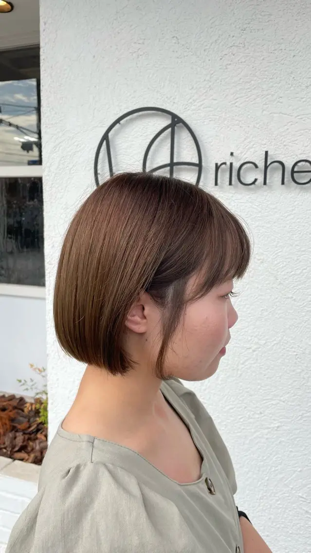 ショート 飯島 成美のヘアスタイル