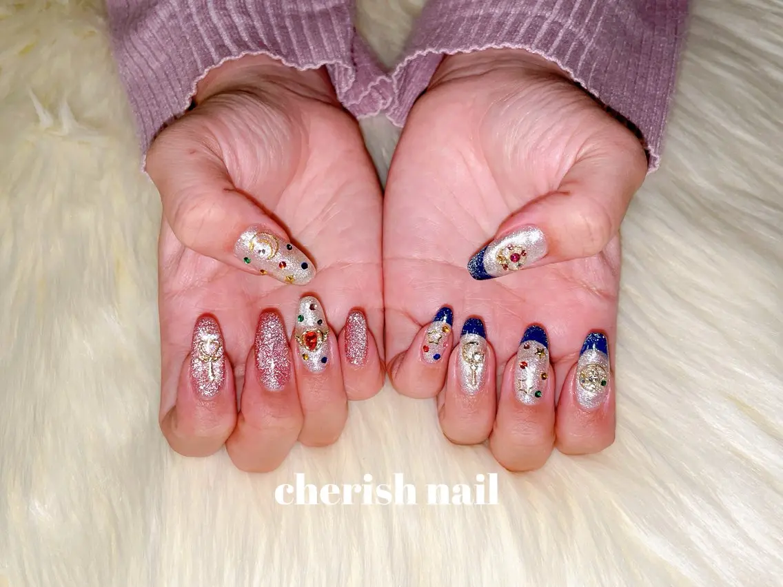 ネイル フラッシュネイル フレンチネイル ラメ(グリッター) マグネットネイル ハンドネイル cherish nailのネイルデザイン