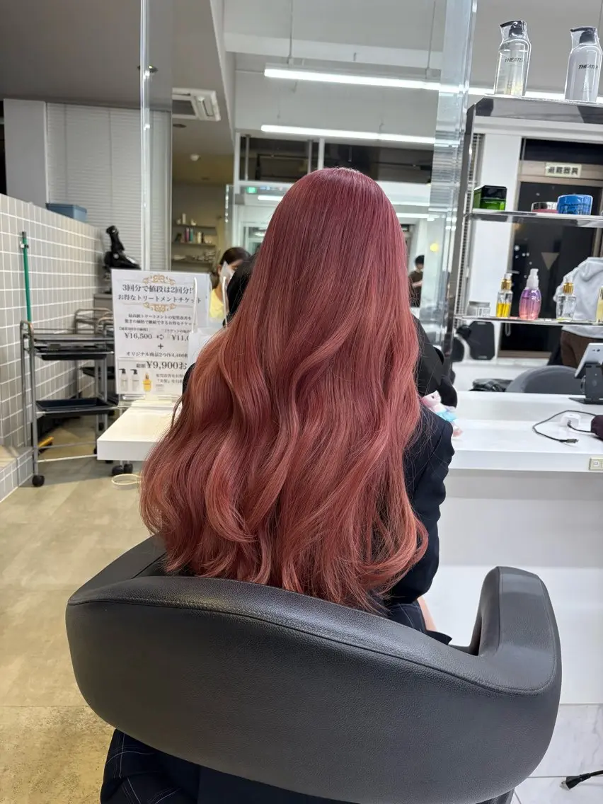 カラー ヘアカラー トリートメント 透明感ベージュ🤎 ナチュラルレイヤーのヘアスタイル