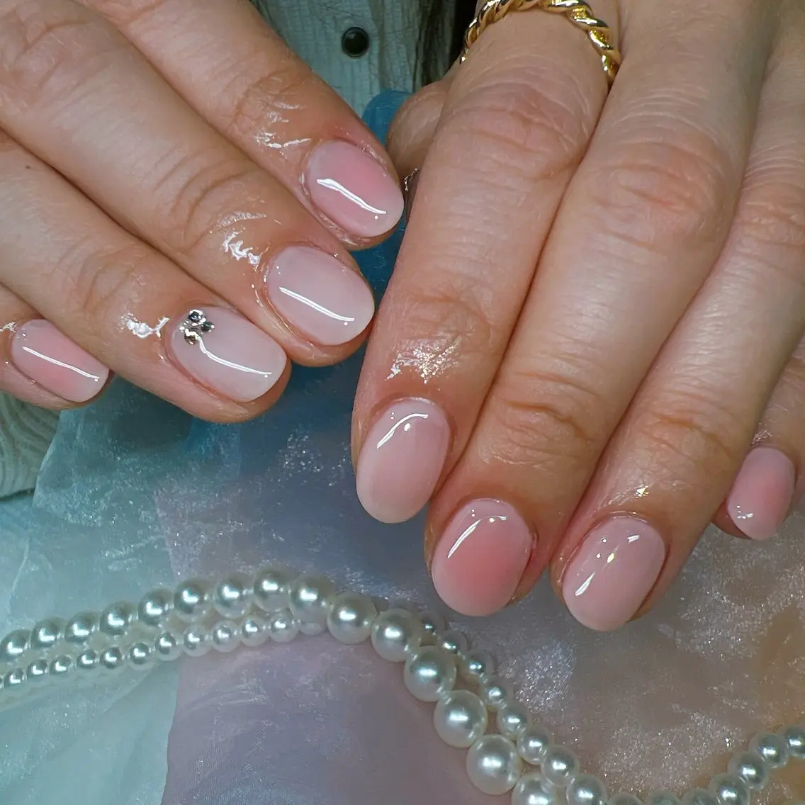 ネイル チークネイル 桜ネイル 春ネイル ワンホンネイル ハンドネイル NailSalon MAHINAのネイルデザイン