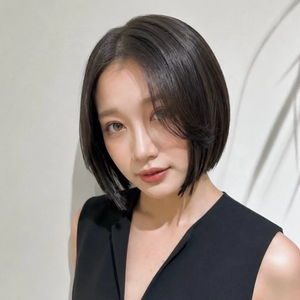 ショート カラー 切りっぱなしボブ ブラウンカラー 透明感カラー ココアブラウン ボブ カット ヘアカラー トリートメント 遠藤惟斗/渋谷/ 透明感カラーのヘアスタイル