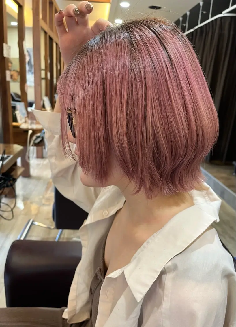 ショート ボブレイヤー ボブ レイヤーカット 🎀OJIMA 🤍ピンクカラー🎀のヘアスタイル
