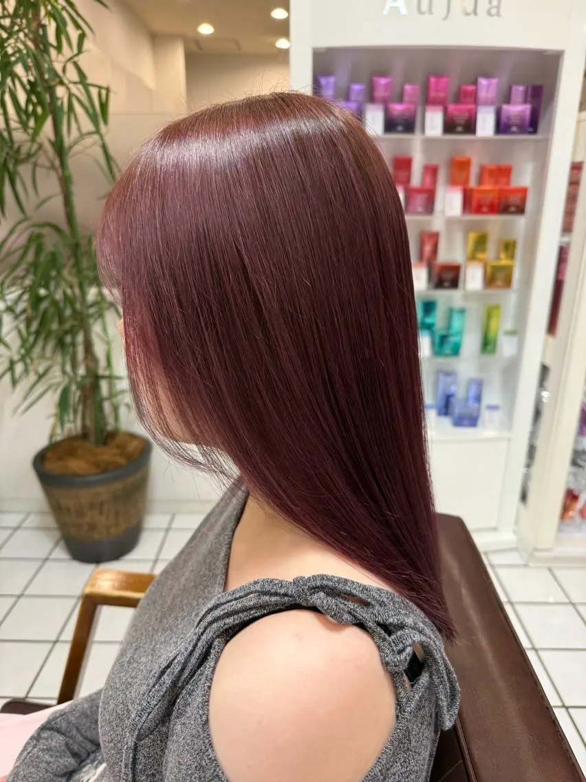 カラー 園田奈津 ボブ・レイヤーカットのヘアスタイル