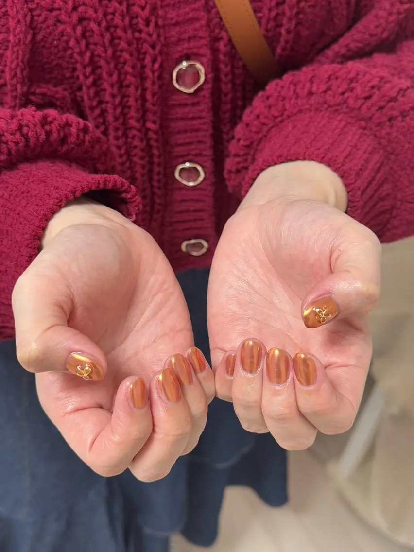 ネイル フレンチネイル グラデーション キラキラネイル 韓国ネイル マグネットネイル ハンドネイル 🎀🎀YooLi Nail Salonのネイルデザイン