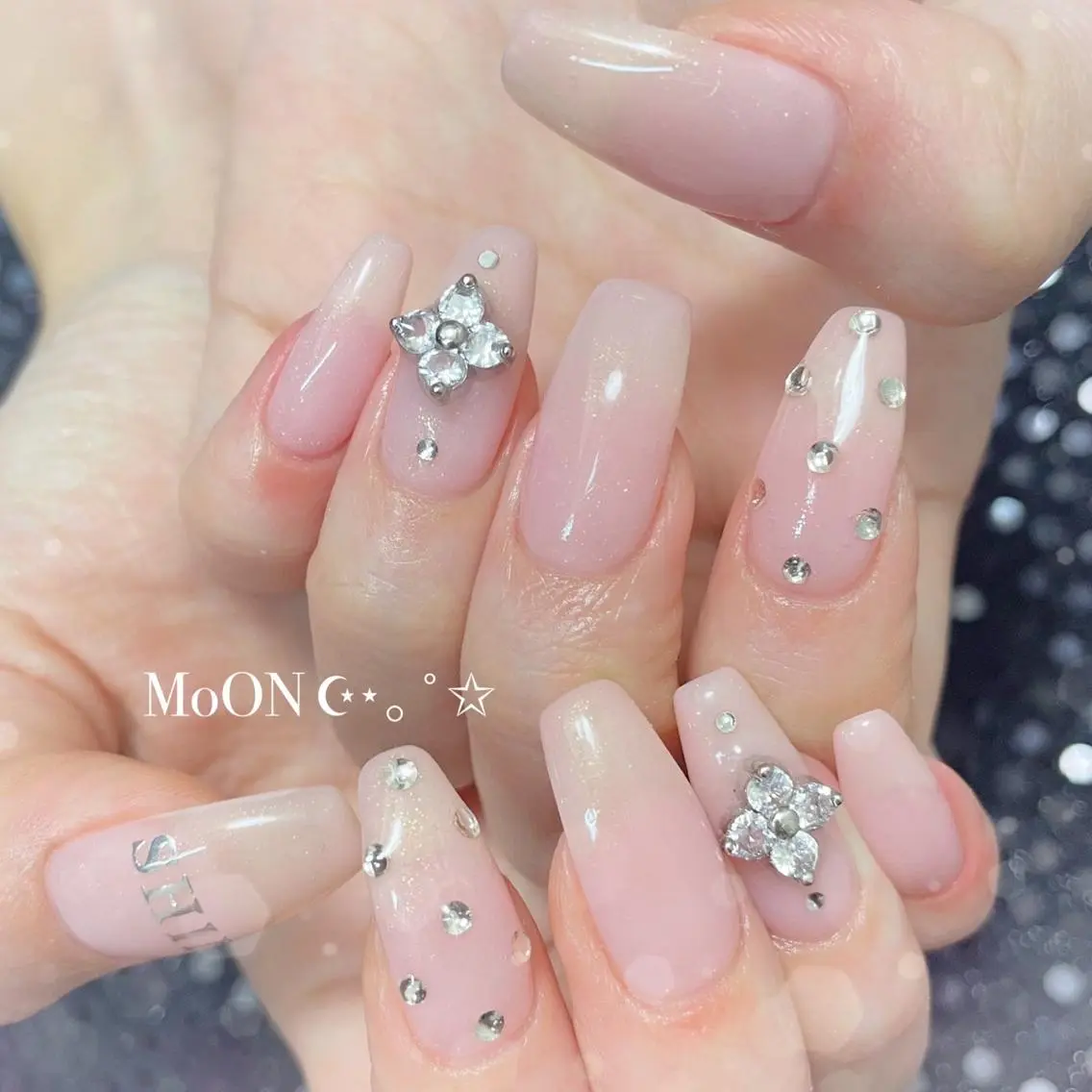 ネイル ハンドネイル ハンドケア MoON...❤︎ MeGuのネイルデザイン