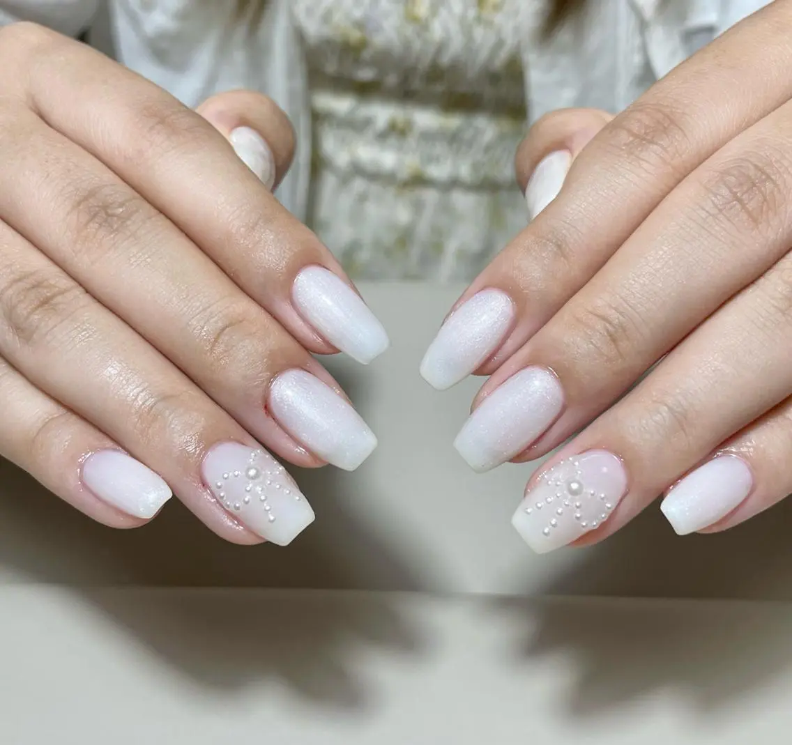 ネイル ハンドネイル エリ🫧 nail池袋東口のネイルデザイン