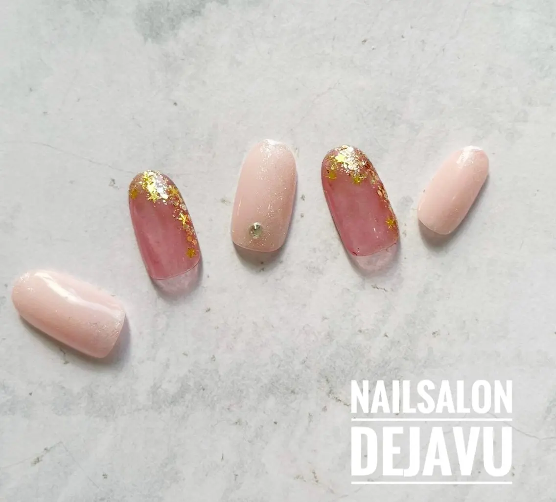 ネイル ハンドネイル Nail salon Dejavu 🌿のネイルデザイン