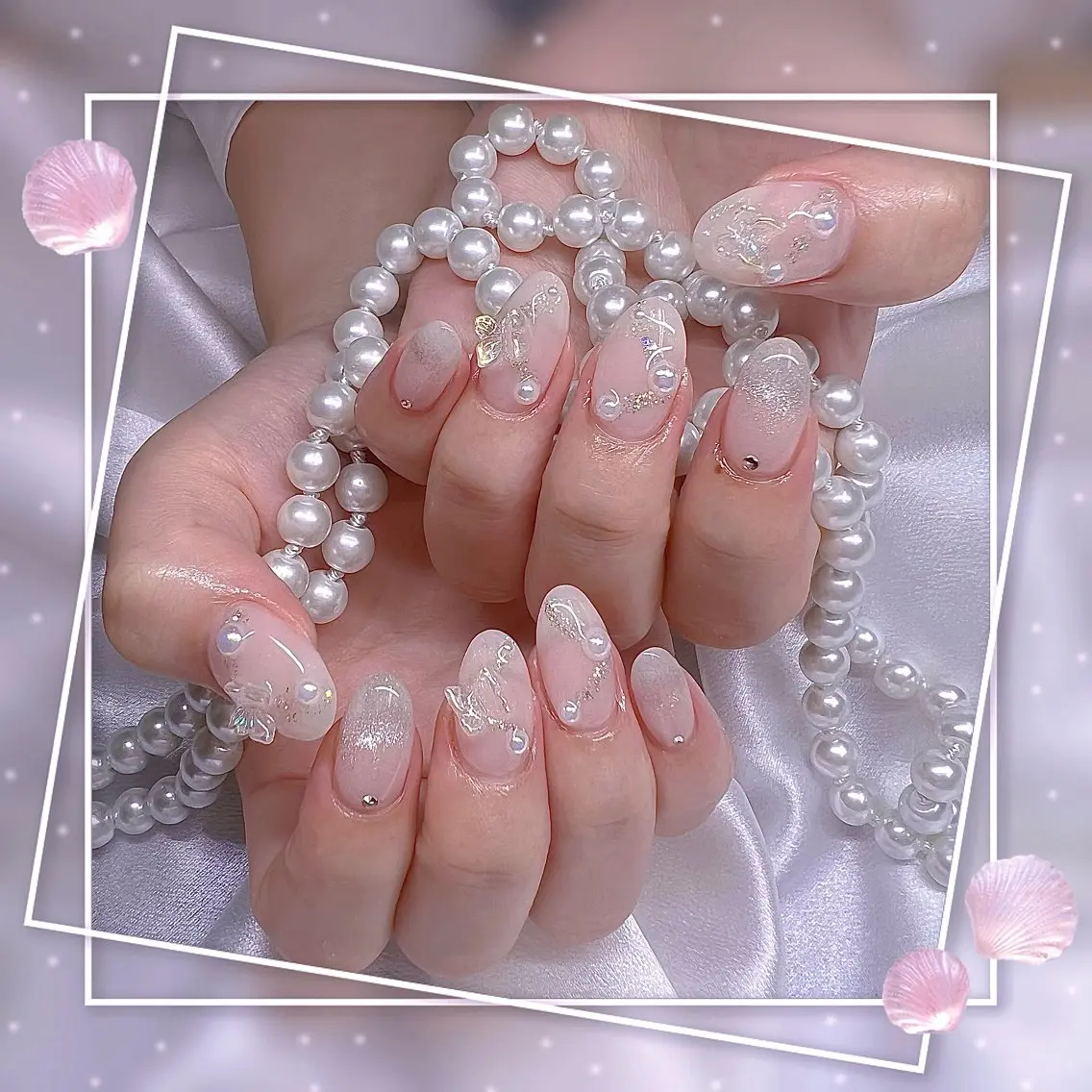ネイル フレンチネイル グラデーション キラキラネイル 韓国ネイル マグネットネイル ハンドネイル ハンドケア Chill Nailsalonのネイルデザイン