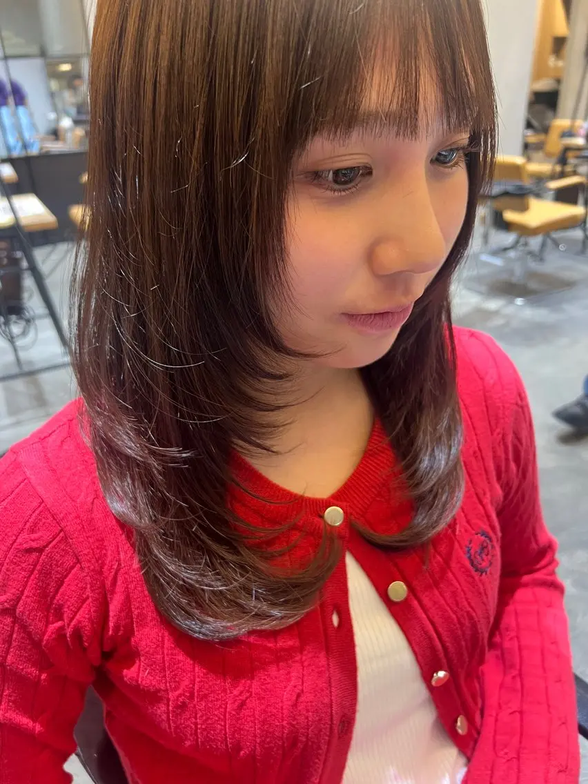 ロング レイヤーカット 似合わせ🌿 AYAKAのヘアスタイル
