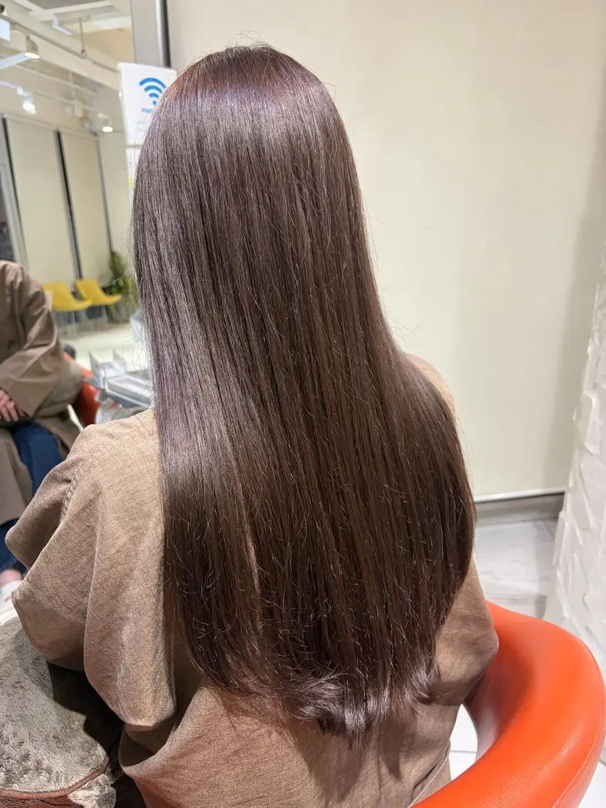 カラー 黒川 恵莉のヘアスタイル