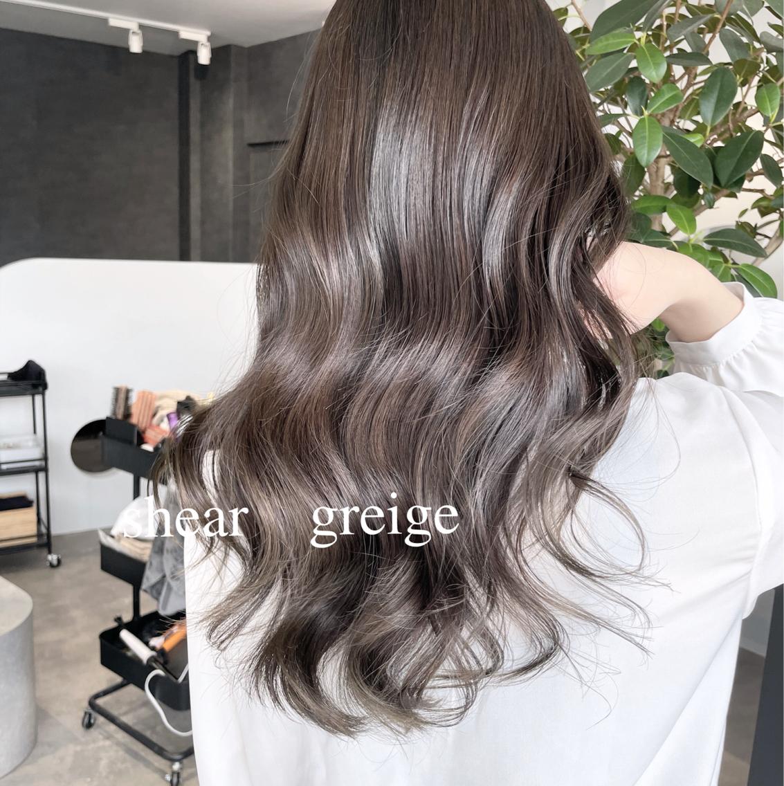 セミロング 岸川 恭子のヘアスタイル